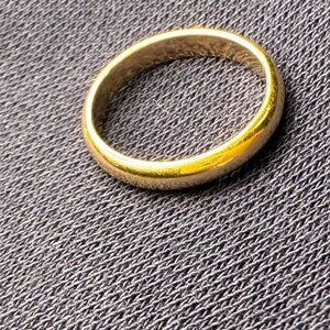 14k gold filled band (size 5)- Free shipping